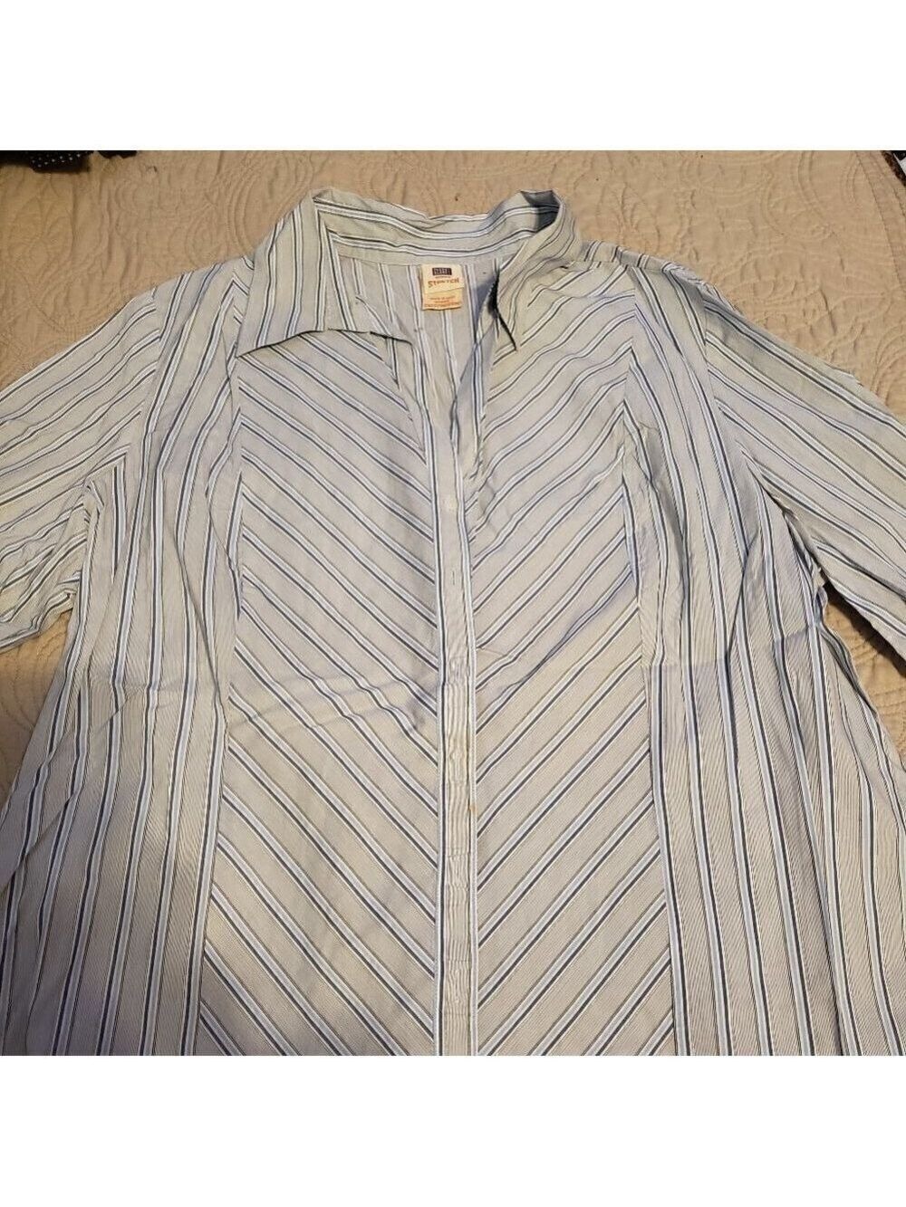 FADED Glory Stretch Button Front Blouse